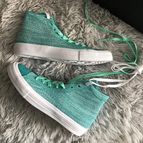 Converse Chuck Taylor All Star x Nike Flyknit Hi - Picture 5 of 8